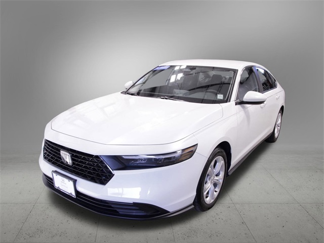 2025 Honda Accord LX's photo