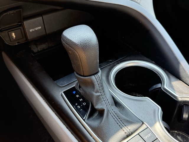 2023 Toyota Camry LE photo 8