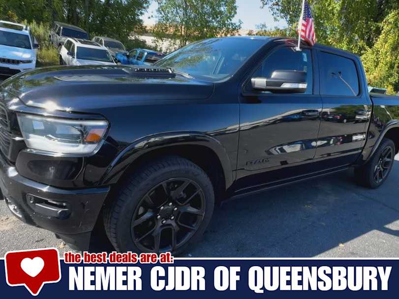 2022 Ram 1500 Laramie photo 3