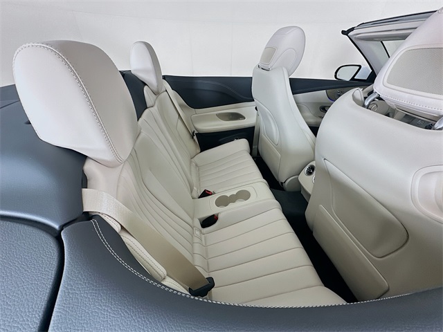2023 Mercedes Benz E 450 photo 27
