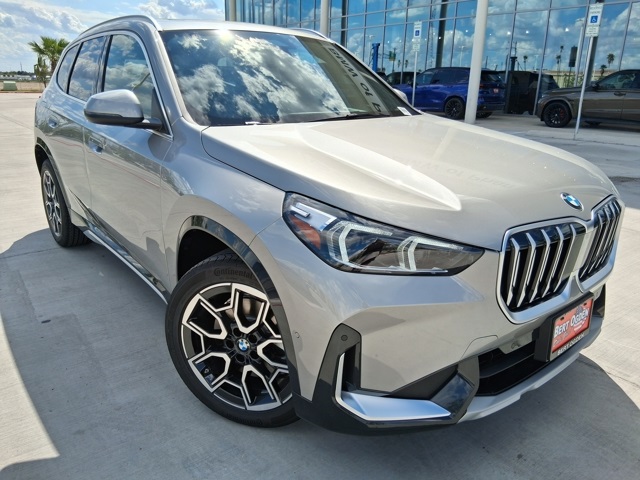 2026 BMW X1 28i's photo