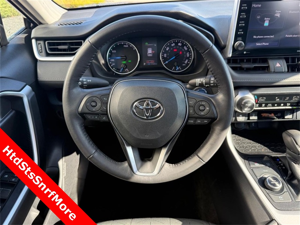 2022 Toyota RAV4 Hybrid XLE photo 14
