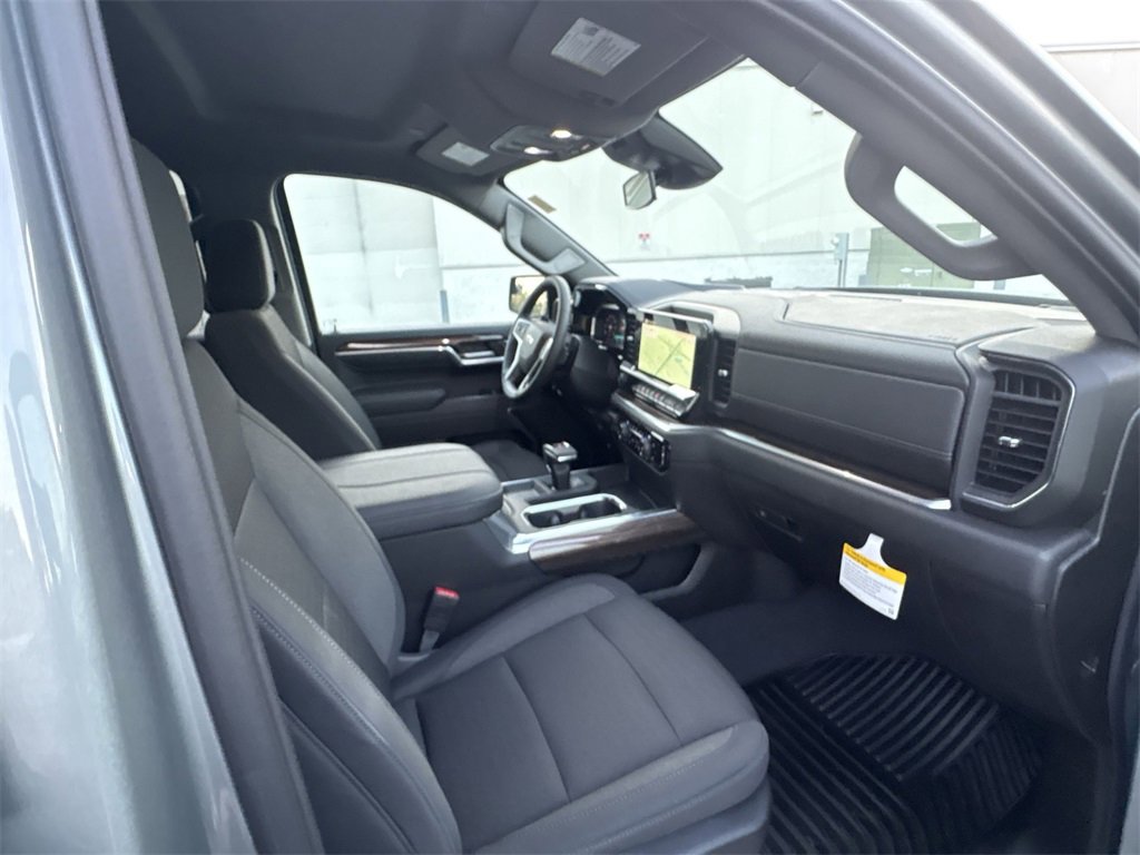 2026 Chevrolet Silverado 1500 LT photo 25