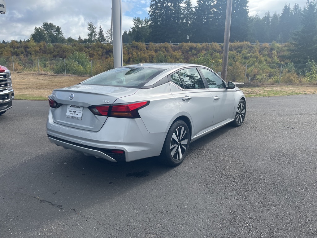 2022 Nissan Altima 2.5 SV photo 5