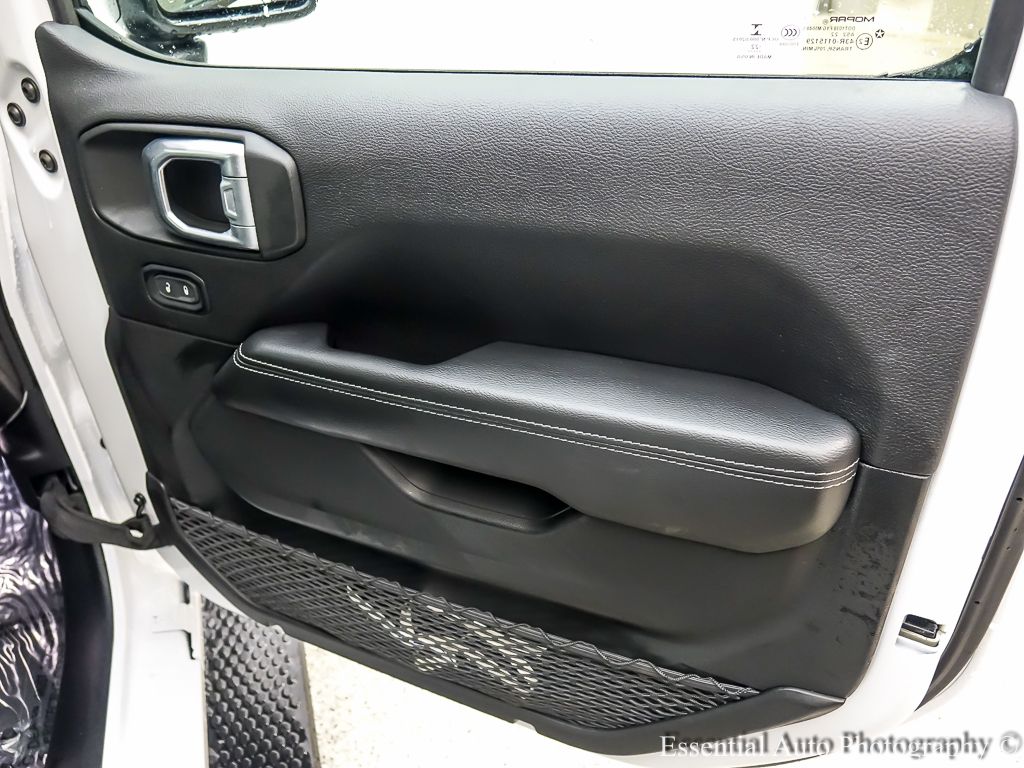 2022 JEEP WRANGLER - Image 23