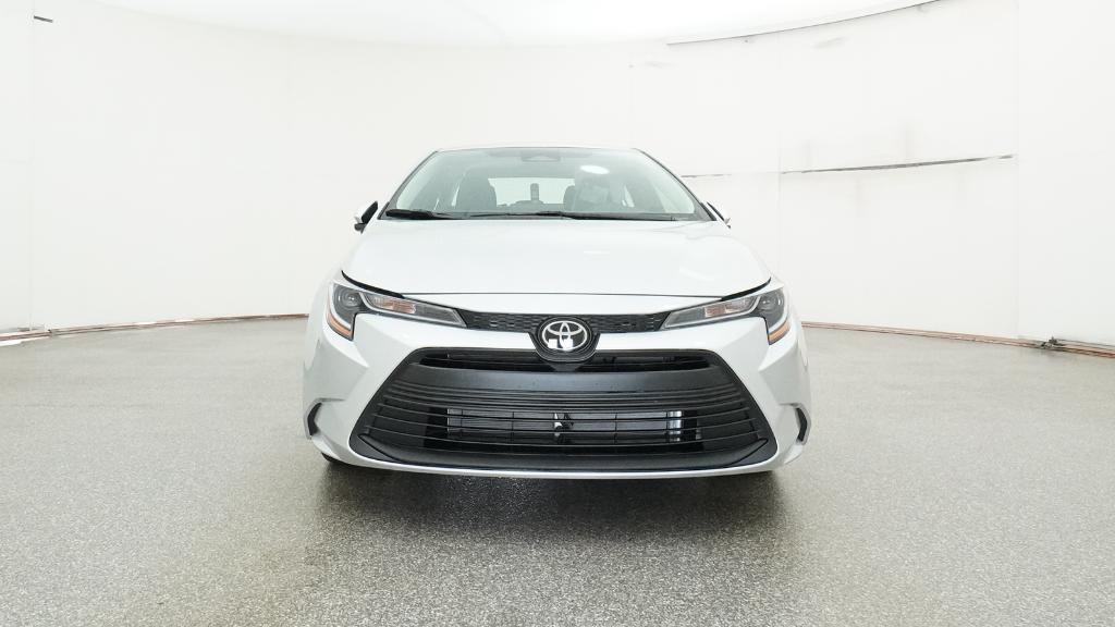 2026 Toyota Corolla LE photo 2