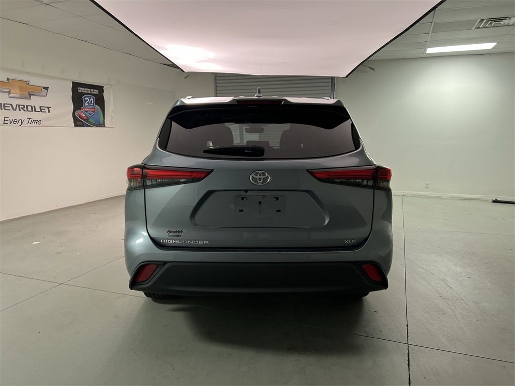 2021 Toyota Highlander XLE photo 7