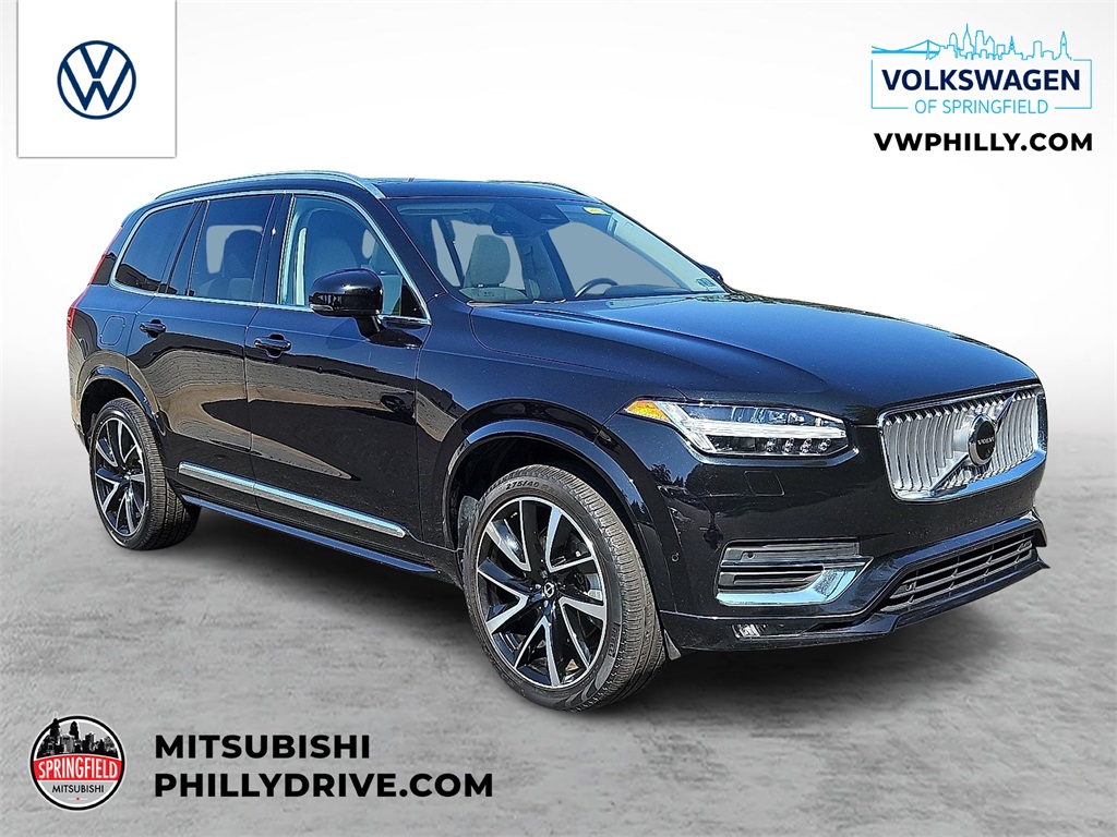 2023 Volvo XC90 Plus's photo