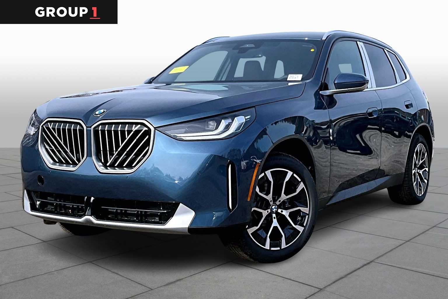 2026 BMW X3 30's photo