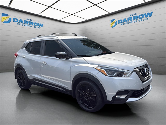 2020 Nissan Kicks SR photo 4