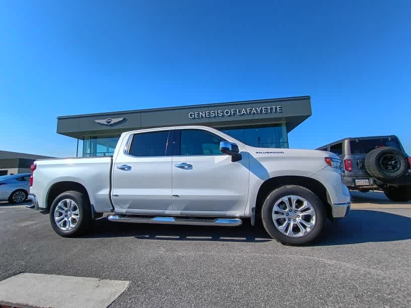 2023 Chevrolet Silverado 1500 LTZ's photo