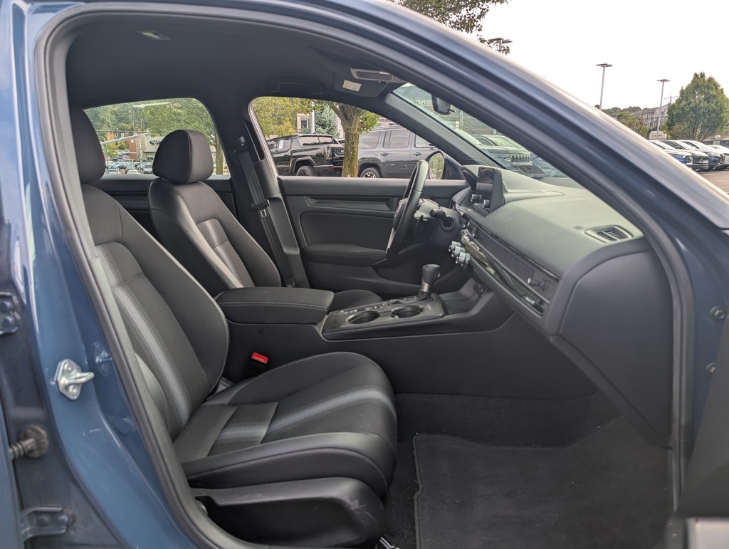 2025 Honda Civic Sport photo 22