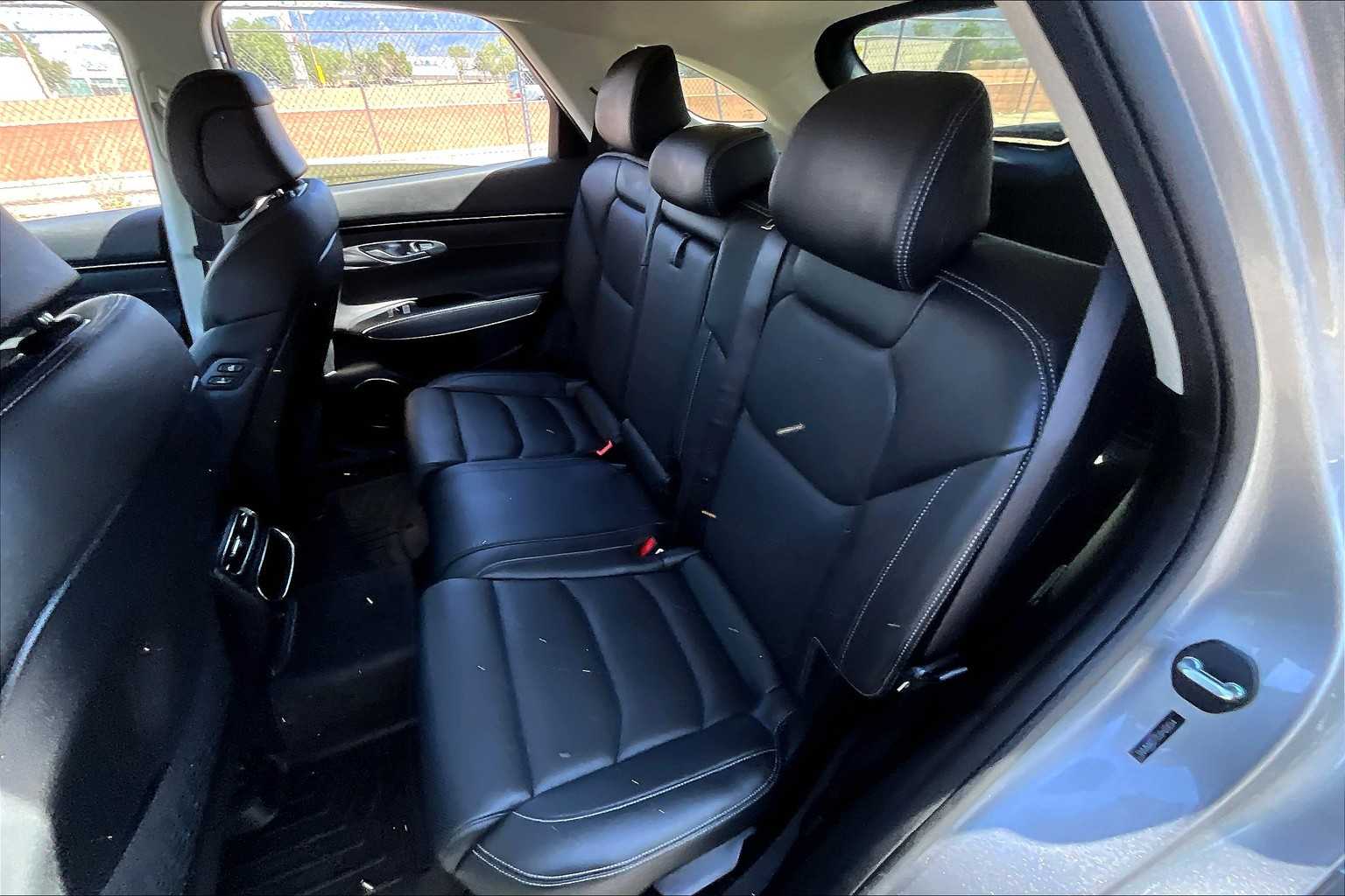 2024 Genesis GV70 2.5T photo 17