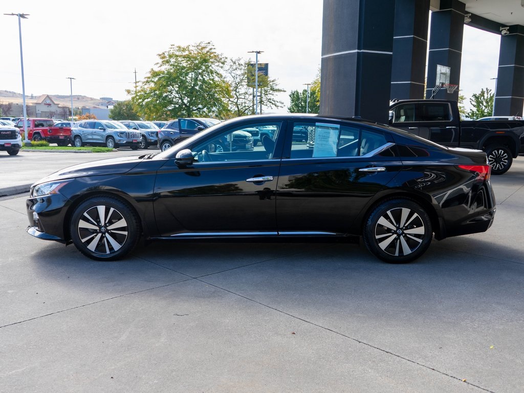 2019 Nissan Altima 2.5 SV photo 3