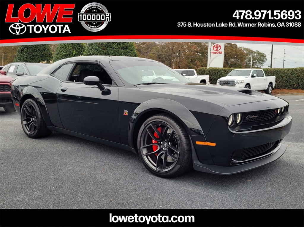 2022 Dodge Challenger R/T's photo