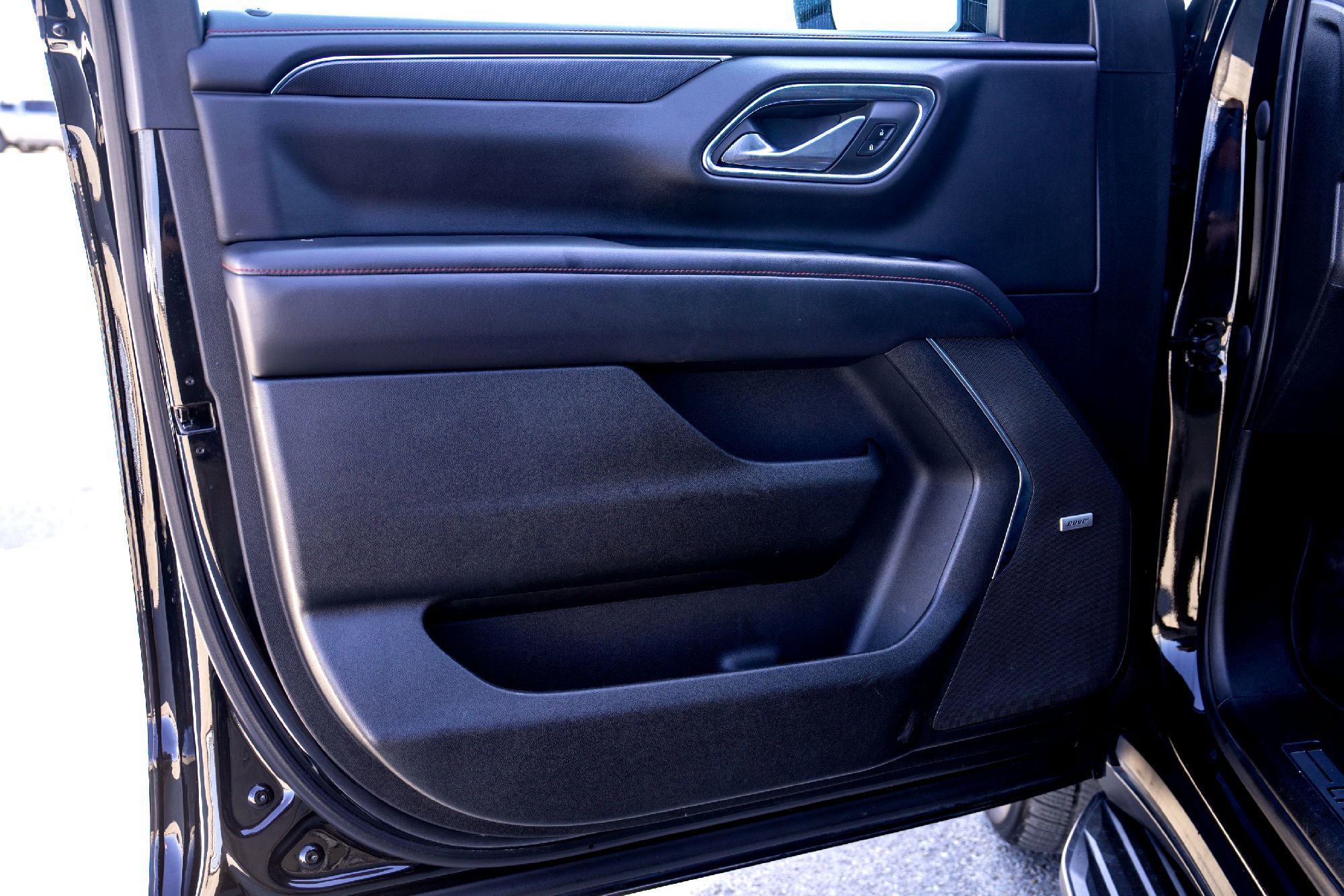 2021 Chevrolet Suburban RST photo 16