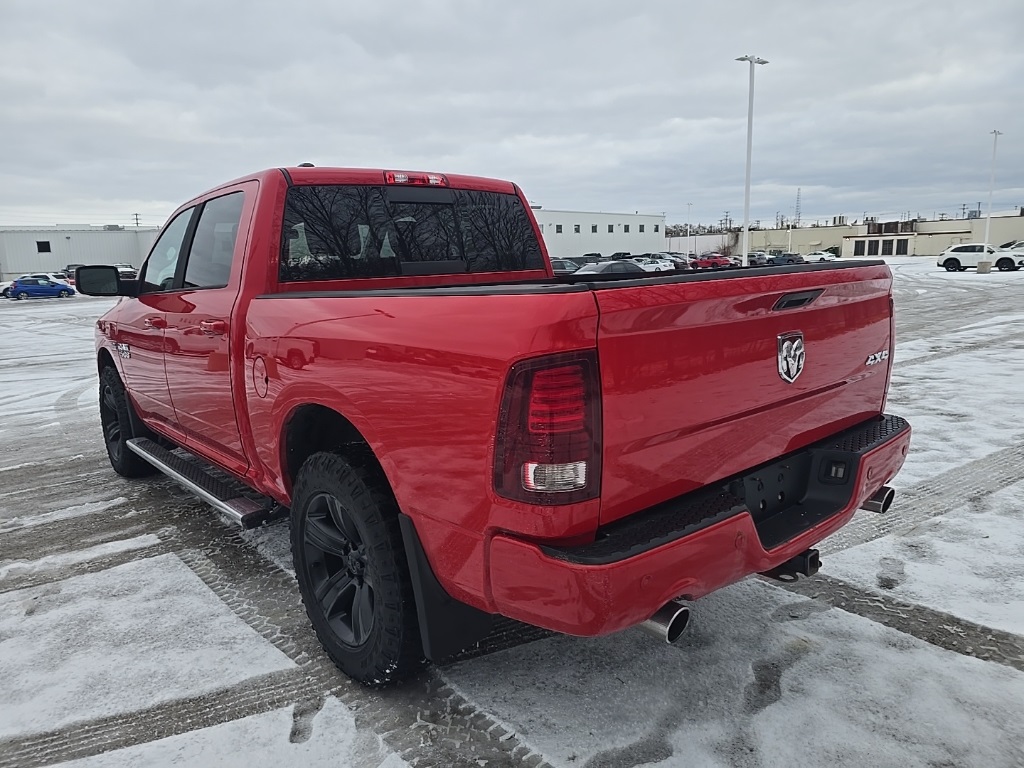 2016 Ram 1500 Sport photo 3