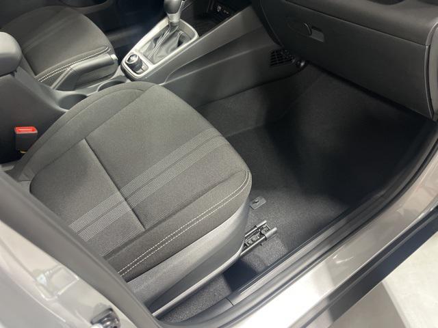 2026 Hyundai Venue SEL photo 21