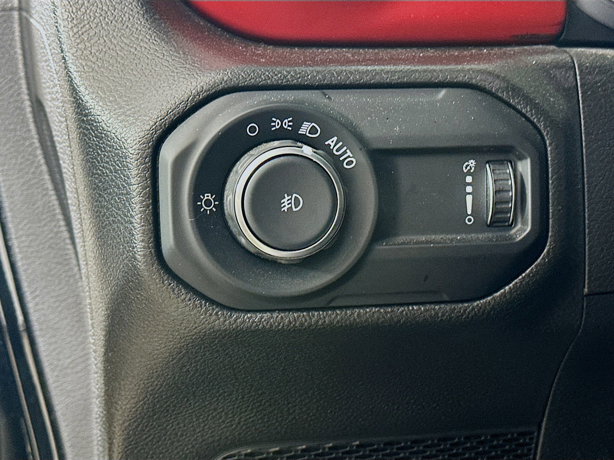 2023 Jeep Wrangler Rubicon photo 10