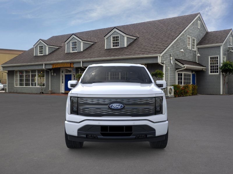 2025 Ford F-150 Lightning Lariat photo 4