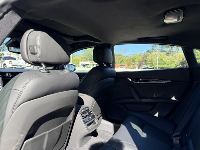 2022 Maserati Quattroporte Modena Q4 photo 13