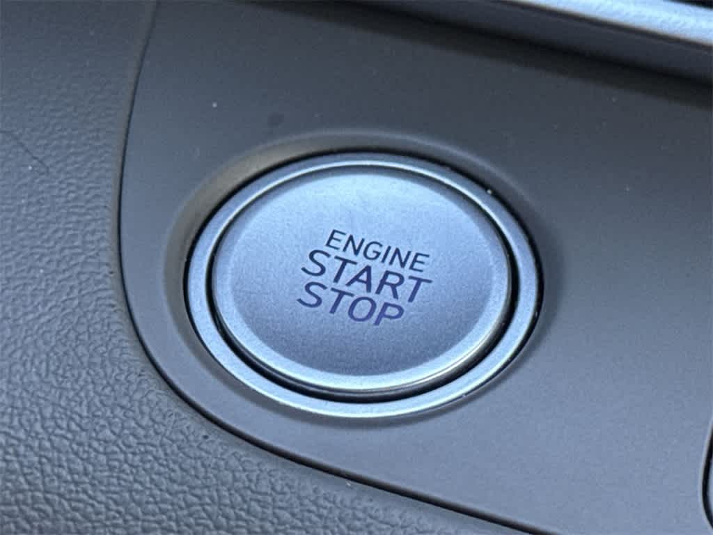 2023 Hyundai Elantra SEL photo 15