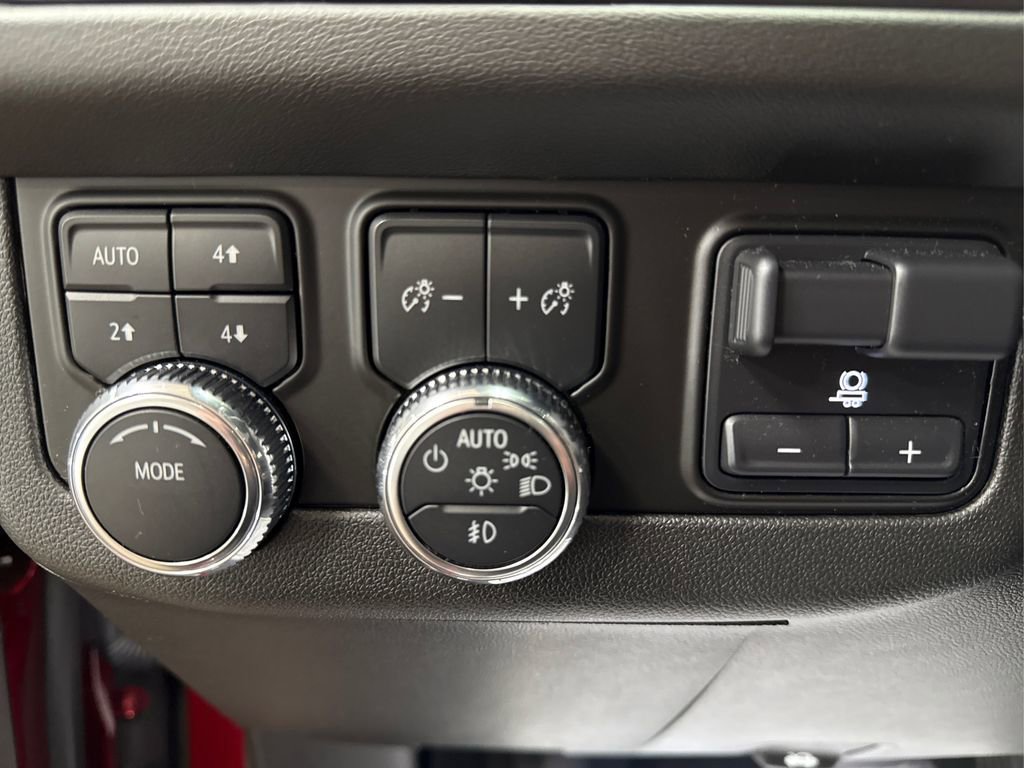 2023 Gmc Yukon SLT photo 26