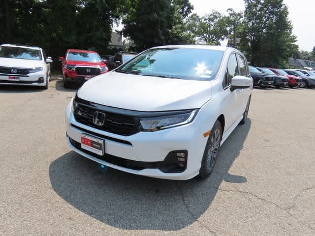2026 Honda Odyssey Touring's photo