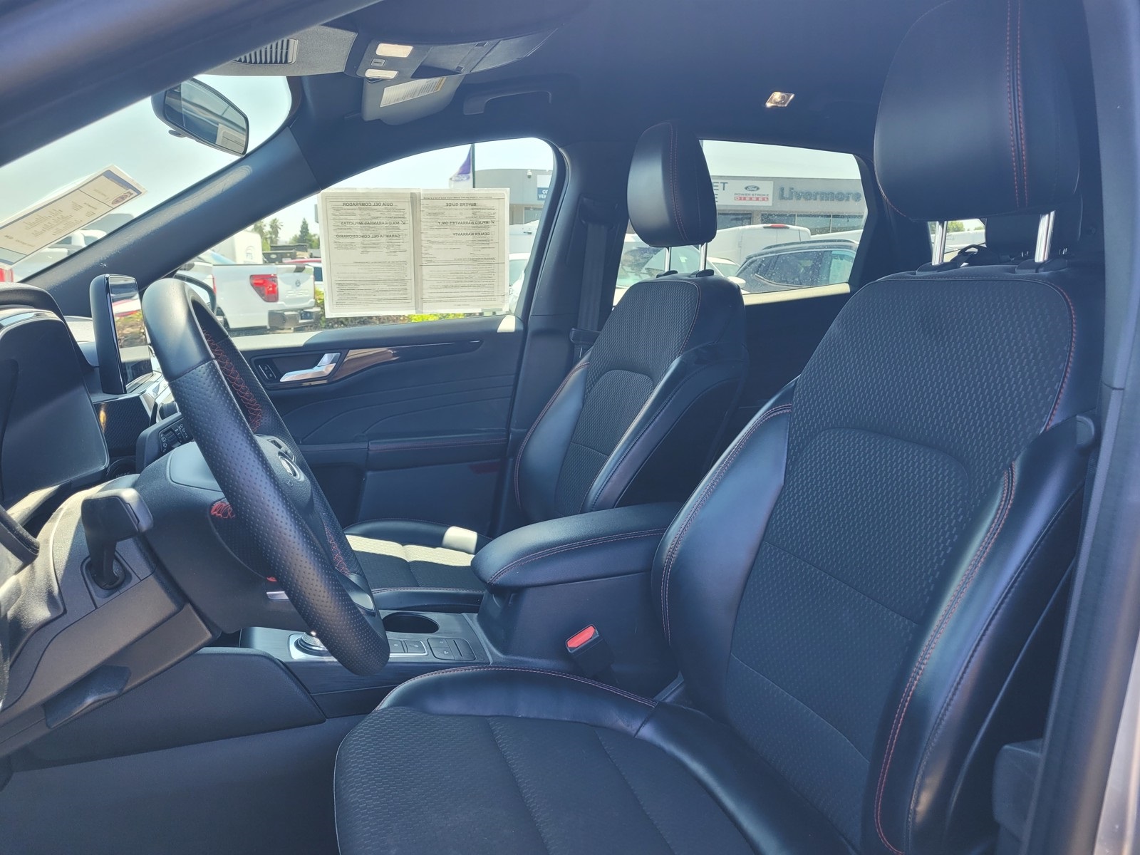 2023 Ford Escape ST-Line photo 21