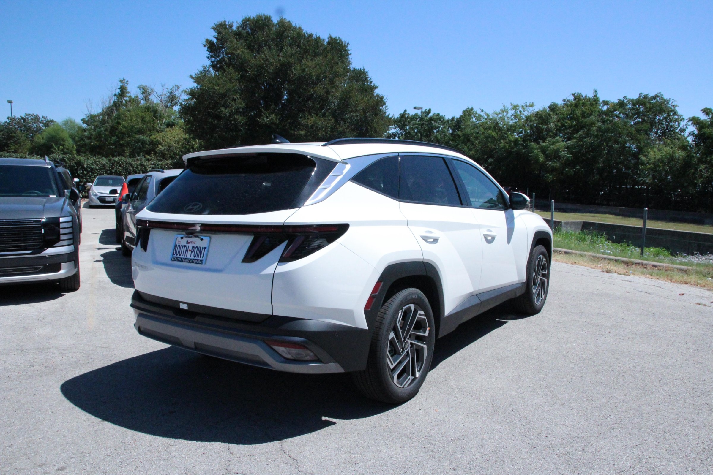 2026 Hyundai Tucson Limited photo 4