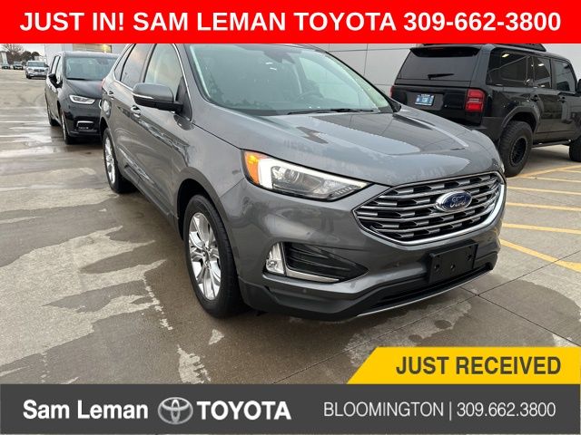 2024 Ford Edge Titanium's photo