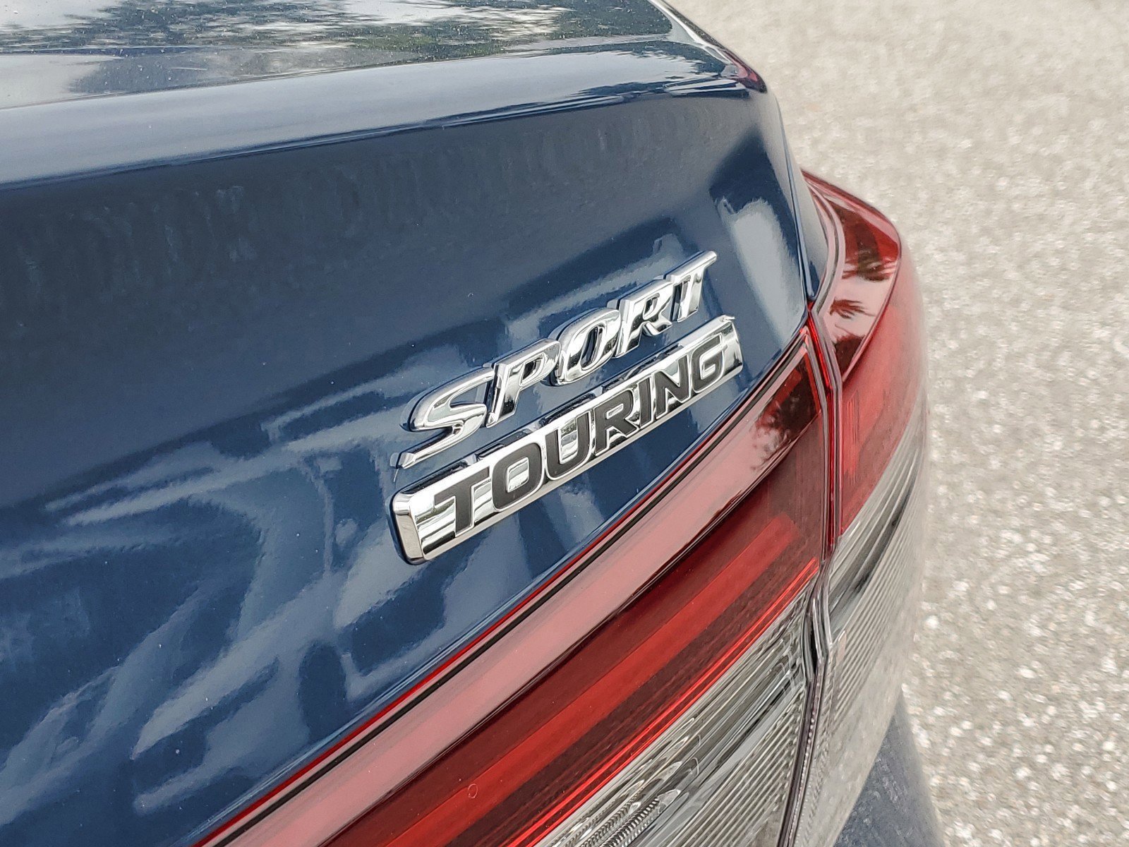 2025 Honda Civic Hybrid Sport Touring photo 5