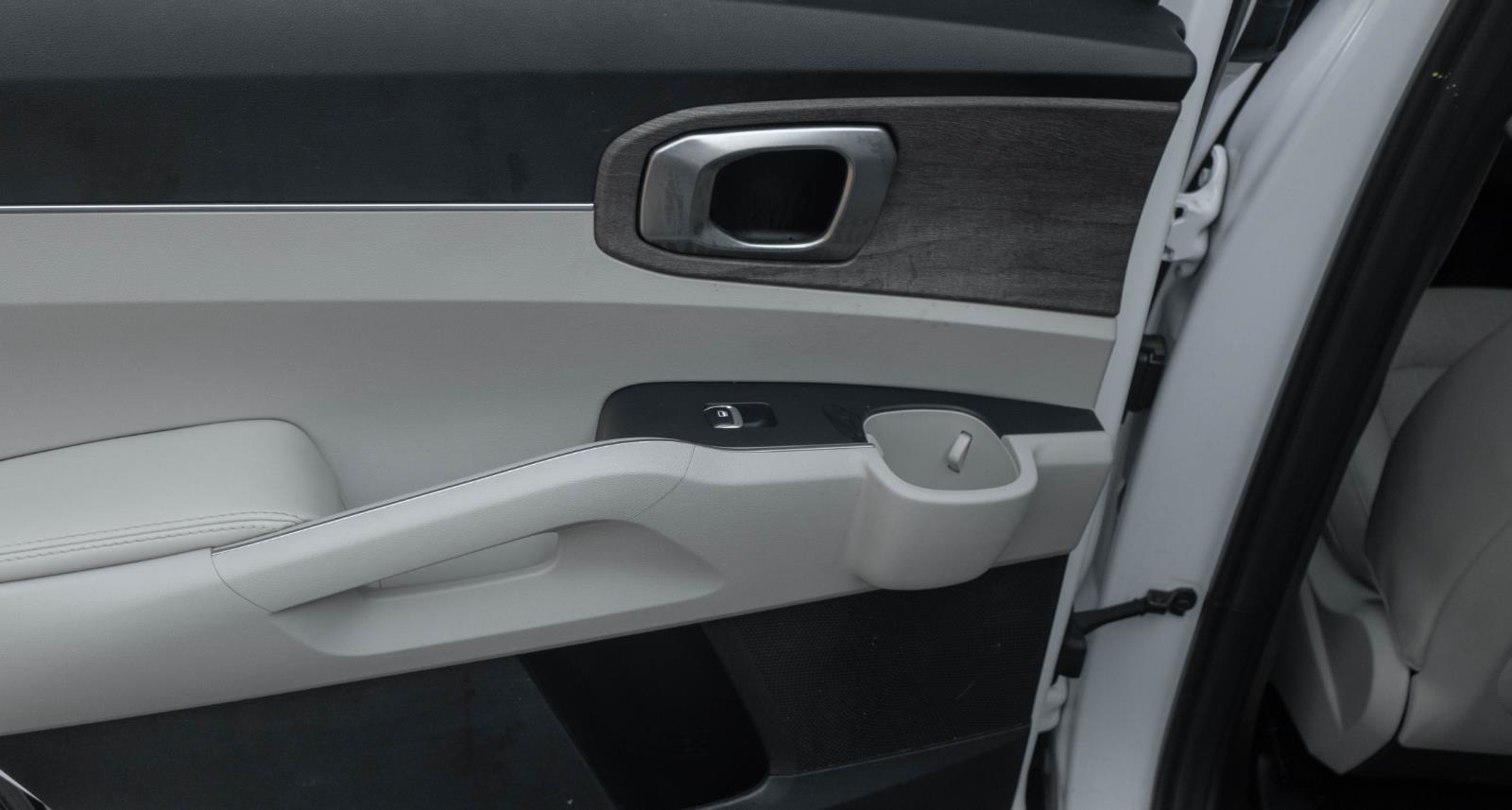2023 Kia Sorento SX V6 photo 11