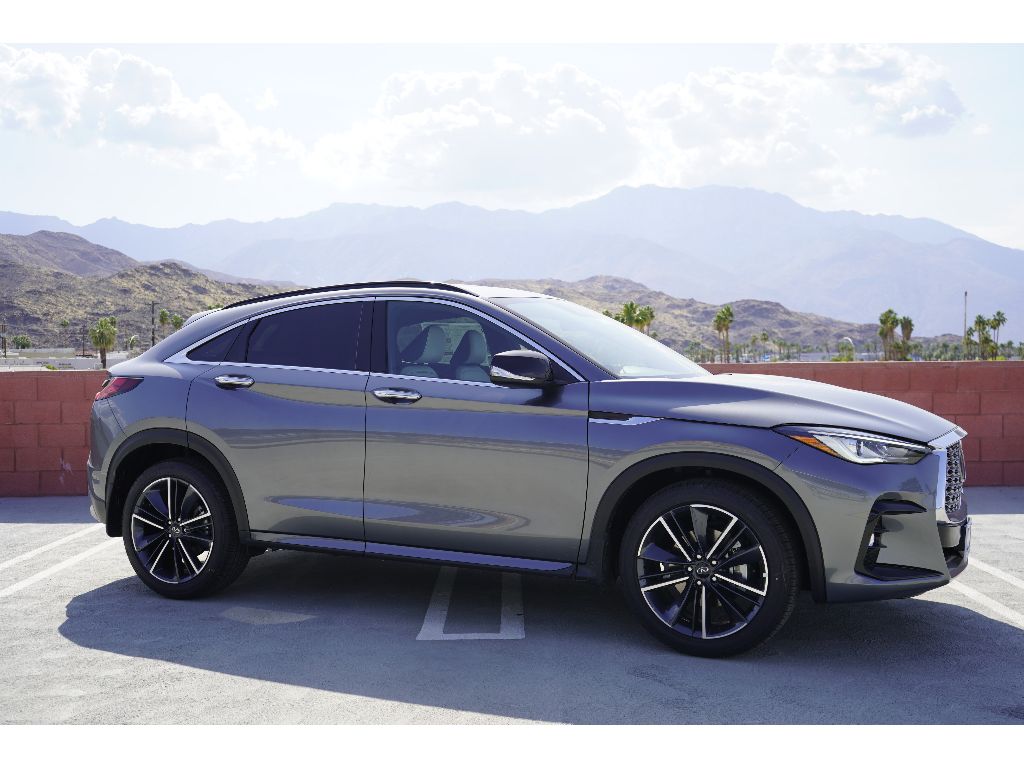 2025 Infiniti QX55 Luxe photo 2