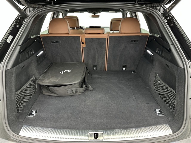 2022 Audi Q5 55 Premium Plus photo 13