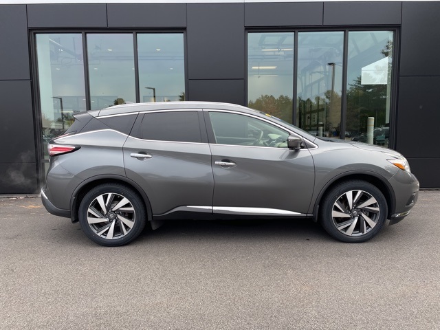 2017 Nissan Murano Platinum photo 3