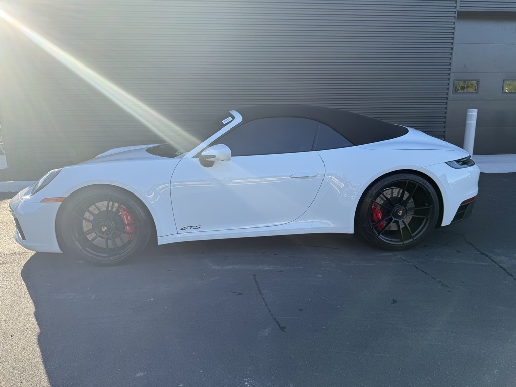 2023 Porsche 911 GTS photo 10
