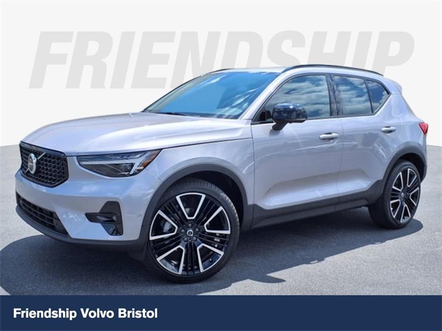 2026 Volvo XC40
