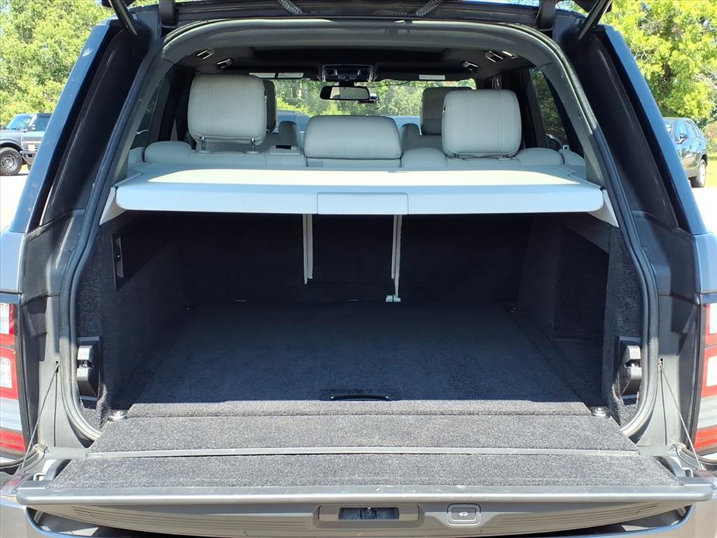 2016 Land Rover Range Rover HSE photo 23