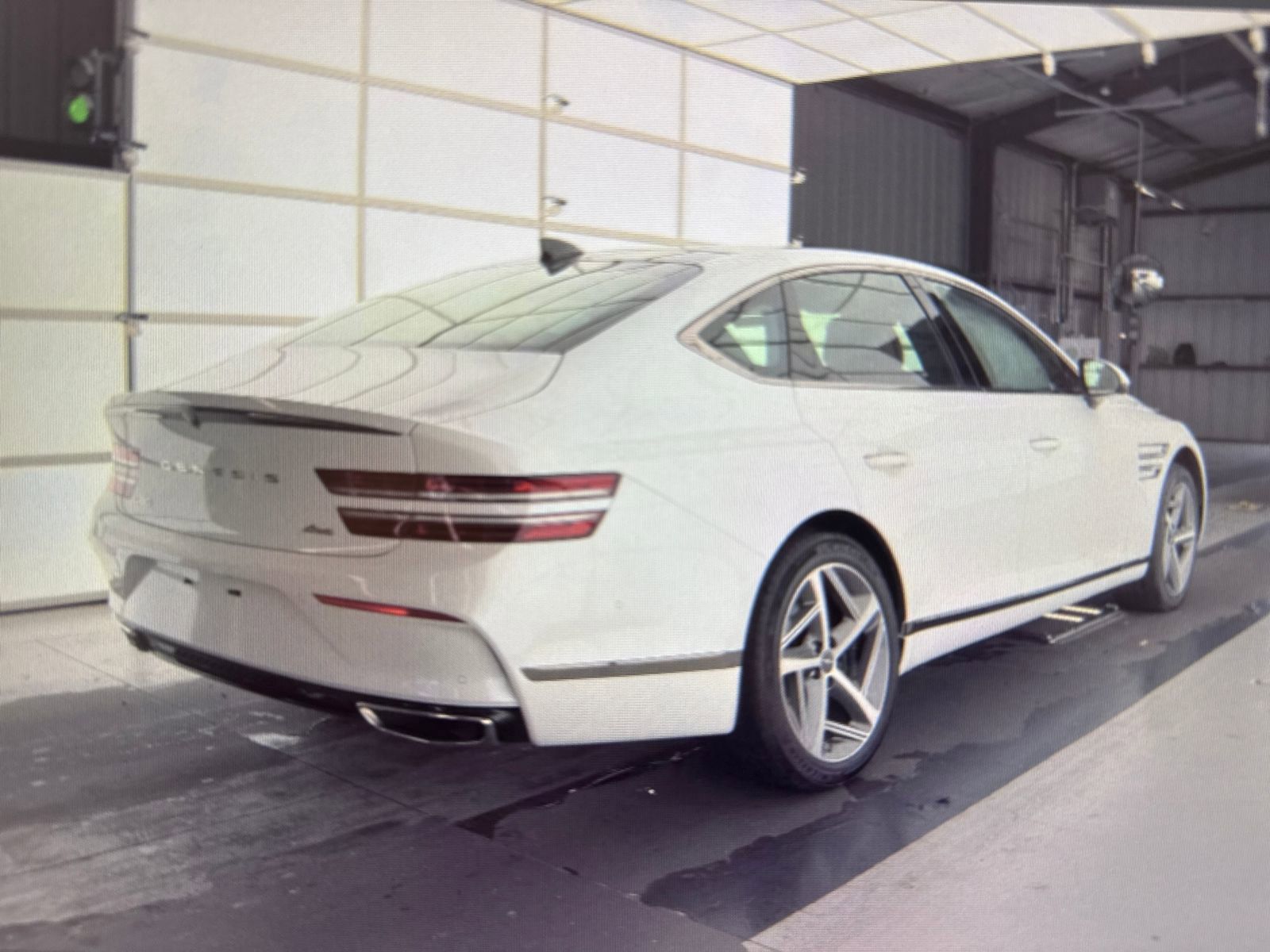 2024 Genesis G80 2.5T Sport Prestige photo 2