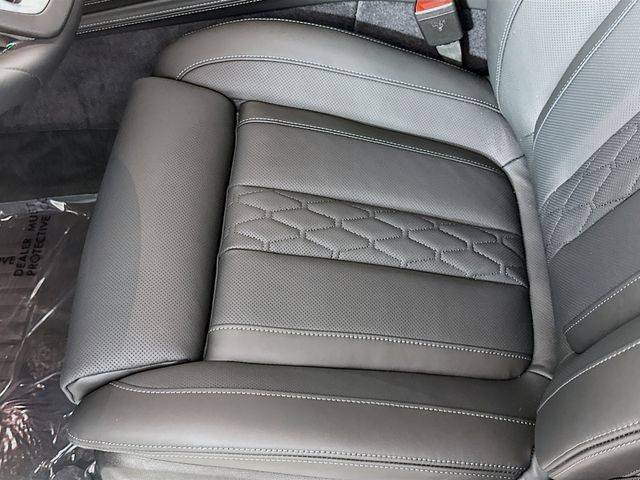 2026 Bmw X7 ALPINA XB7 photo 18