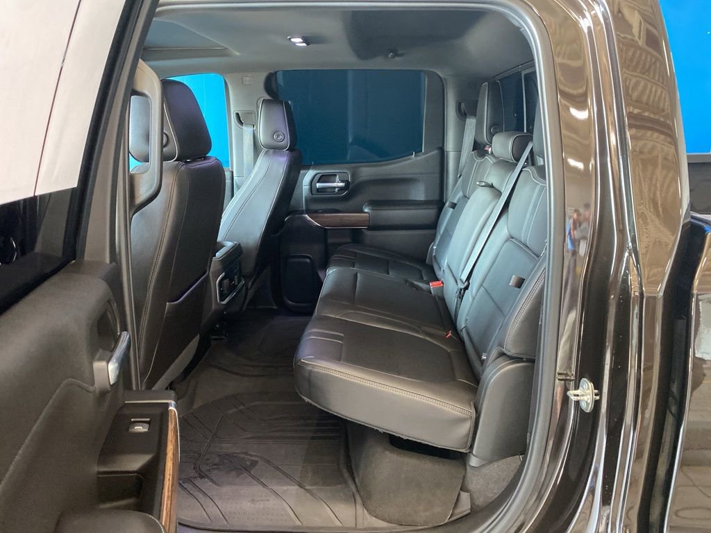 2019 Chevrolet Silverado 1500 High Country photo 4