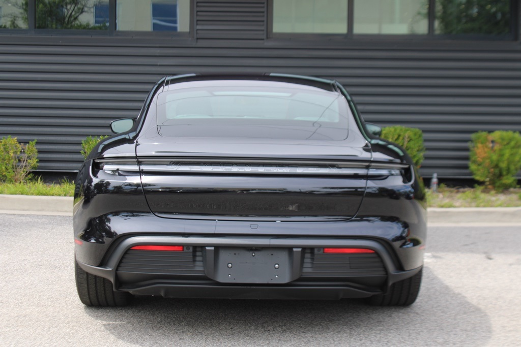 2025 Porsche Taycan Base photo 6