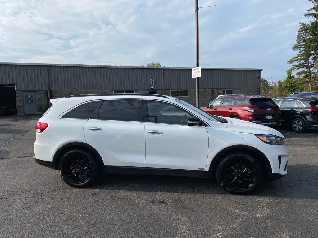 2019 Kia Sorento S photo 7