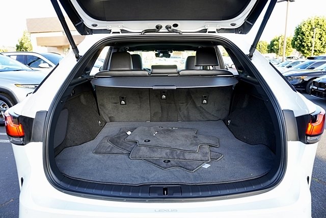 Used 2024 White Lexus 350 image 12
