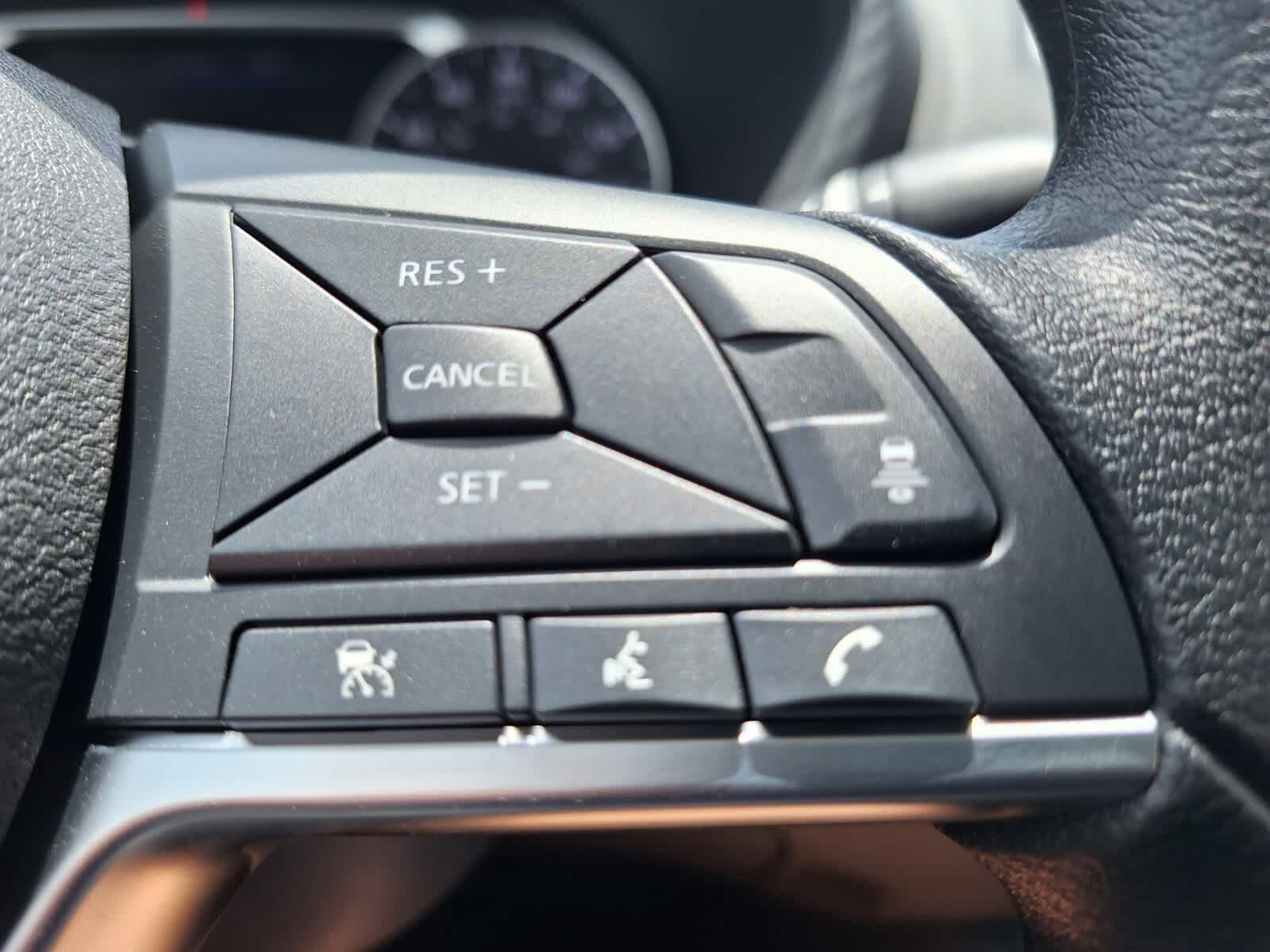 2025 Nissan Sentra SV photo 14