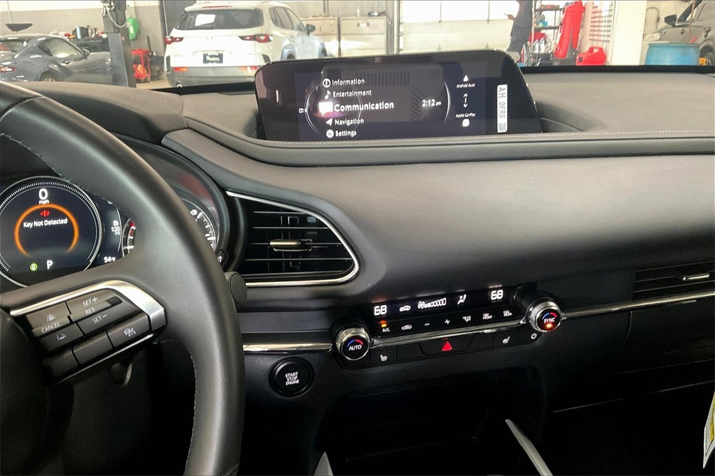 2025 MAZDA CX-30 - Image 4