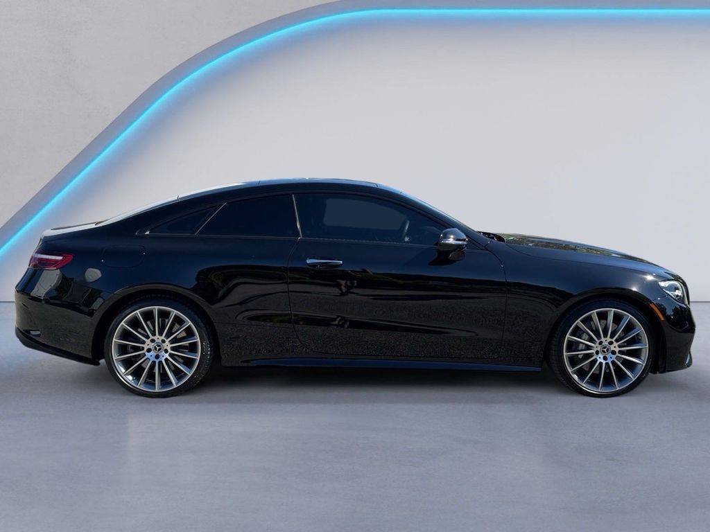 2022 Mercedes Benz E 450 Coupe photo 3