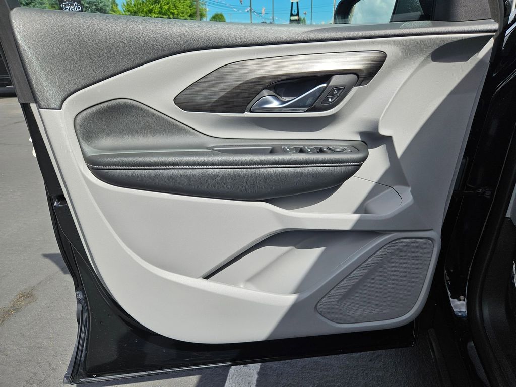 2024 Gmc Terrain SLE photo 10