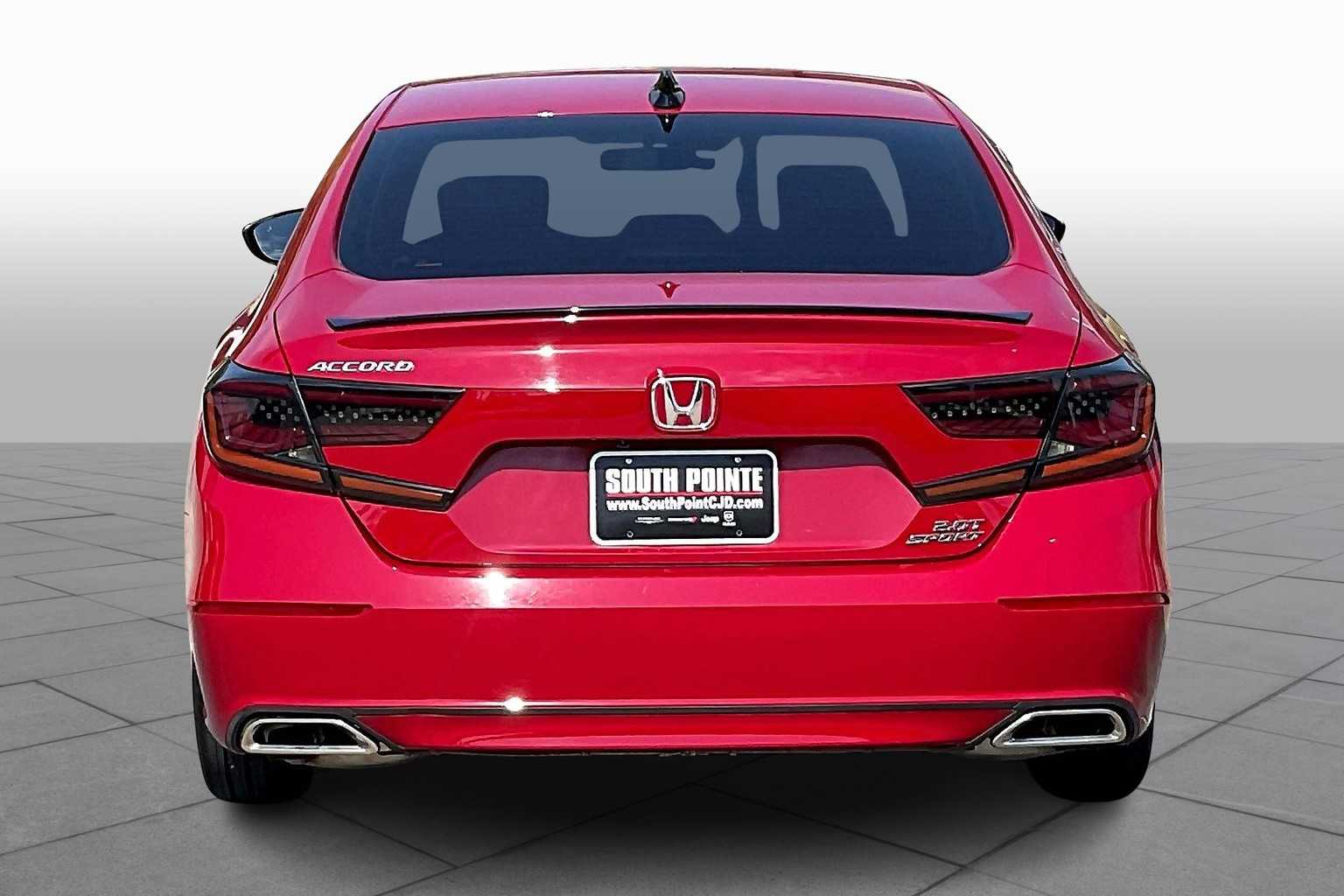 2022 Honda Accord Sport photo 4